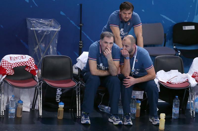 Tuga hrvatskih rukometaša nakon šokantnog poraza od Slovenije