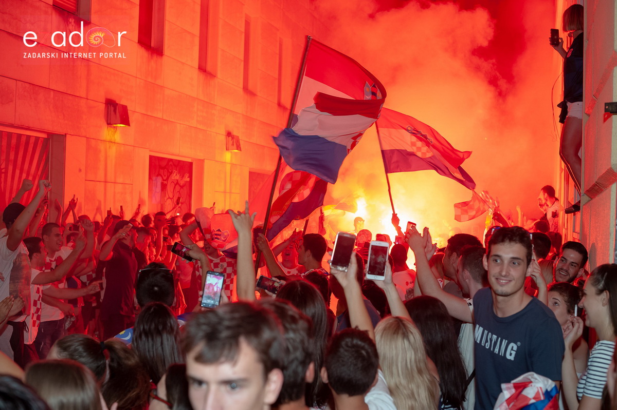 Zadar je gorio: Velika fešta nakon plasmana Vatrenih u polufinale Svjetskog prvenstva