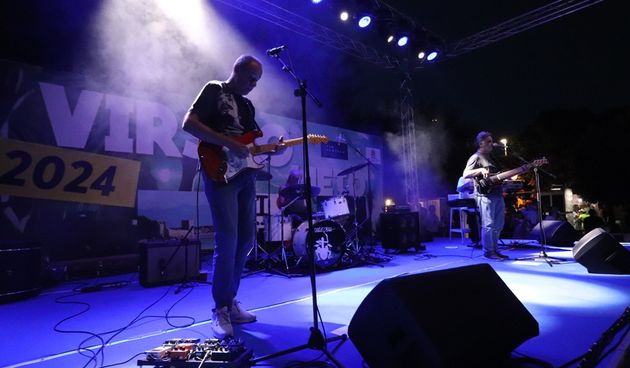 Povratak Daleke Obale, Splićani se dvaput vraćali na bis