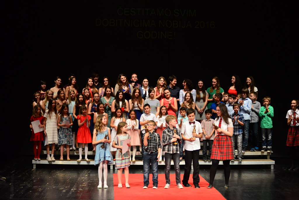 Dodjela nagrade “NOBI” u Hrvatskom narodnom kazalištu, izlozba fotografija Ive Perincic