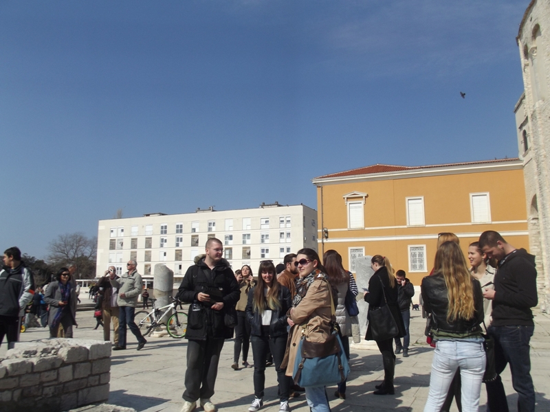 Promatranje pomrčine Sunca na Forumu Promatranje pomrčine Sunca na Forumu