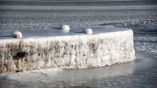 Debeli minusi i orkanska bura zaledili Vransko jezero Debeli minusi i orkanska bura zaledili Vransko jezero