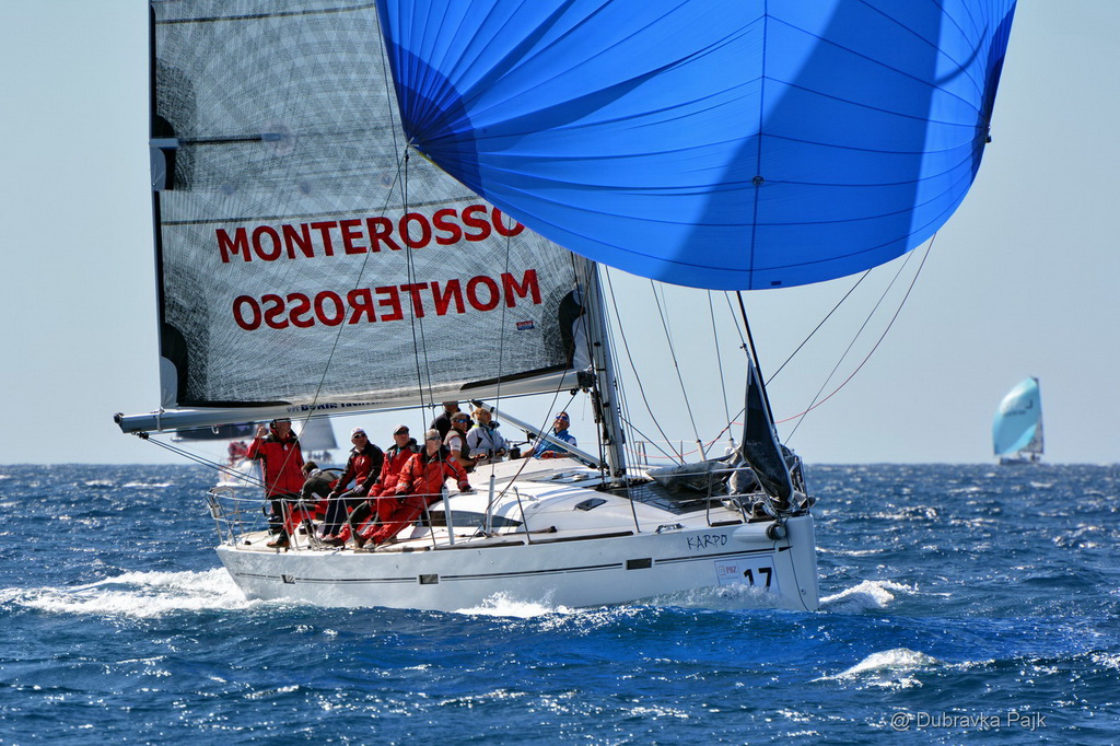 U hvarskom akvatoriju održana XXI. Uskršnja regata U hvarskom akvatoriju održana XXI. Uskršnja regata