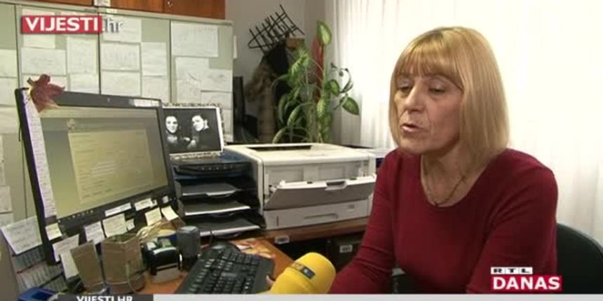 Hrvatska ima prvo e-novorođenče: razgovarali smo s roditeljima koji su iskoristili novu mogućnost sustava e-građanin (thumbnail) Hrvatska ima prvo e-novorođenče: razgovarali smo s roditeljima koji su iskoristili novu mogućnost sustava e-građanin (thumbnail)