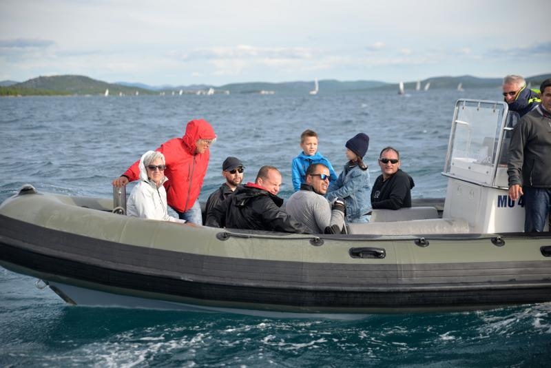 Ministra Hajdaša Dončića i posadu spašavali iz prevrnutog broda na regati Latinsko idro, Photo: Duško Jaramaz/PIXSELL