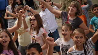 Posljednji dan nastave u OŠ Petra Preradovića u ritmu zumbe Posljednji dan nastave u OŠ Petra Preradovića u ritmu zumbe