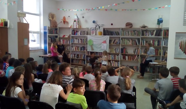 Bogatim programom obilježena Noć knjige u OŠ Jurja Barakovića u Ražancu