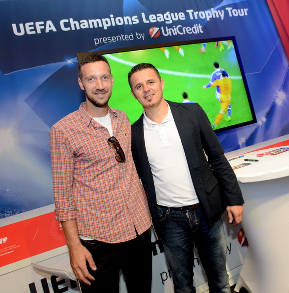 Tarik Filipović, Mila Horvat i Renata Sopek na predstavljanju trofeja Lige prvaka Tarik Filipović, Mila Horvat i Renata Sopek na predstavljanju trofeja Lige prvaka