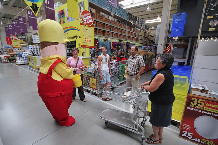 Velika fešta u bauMaxu 8. rujna 2012, Foto: Saša Čuka Velika fešta u bauMaxu 8. rujna 2012, Foto: Saša Čuka