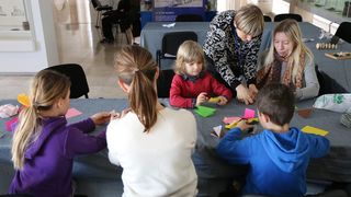 Origami radionica tijekom TSWF privukla je veliku pozornost mladih Origami radionica tijekom TSWF privukla je veliku pozornost mladih