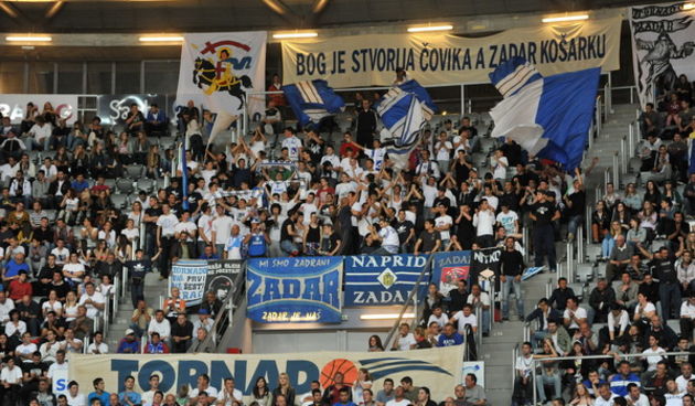 Zadar, 260513.
Dvorana Kresimira Cosica. 
3. polufinalna utakmica prvenstva Hrvatske izmedju KK Zadar i KK Cedevita.
Na fotografiji: navijaci.
Foto: Luka Gerlanc / CROPIX