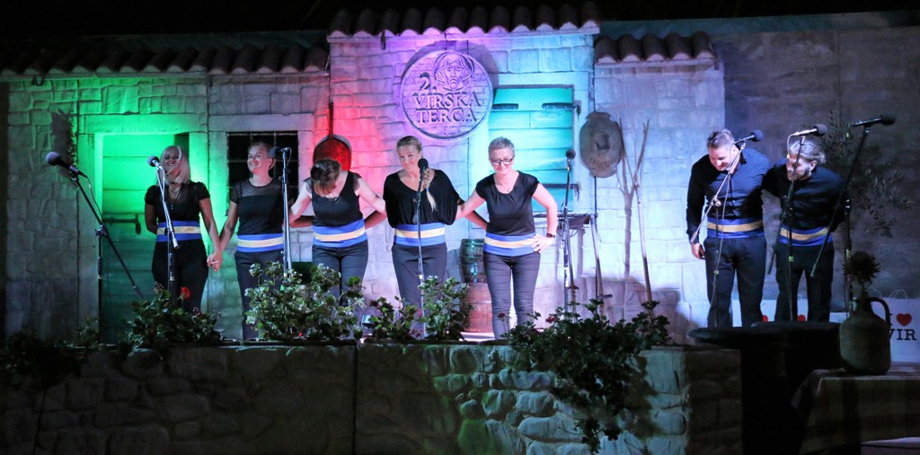 Osam klapa nastupilo na klapskoj manifestaciji “Virska terca” Osam klapa nastupilo na klapskoj manifestaciji “Virska terca”