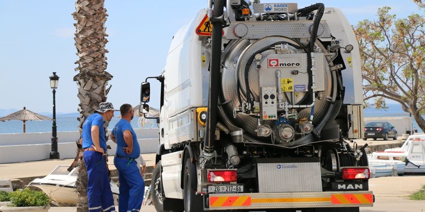 Prezentacija novog voznog parka poduzeća Čisti otok i Vodovod Vir Prezentacija novog voznog parka poduzeća Čisti otok i Vodovod Vir