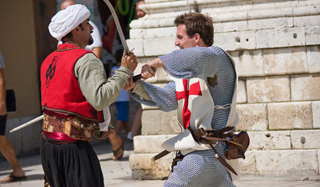 Vitezovi vranski na Narodnom trgu