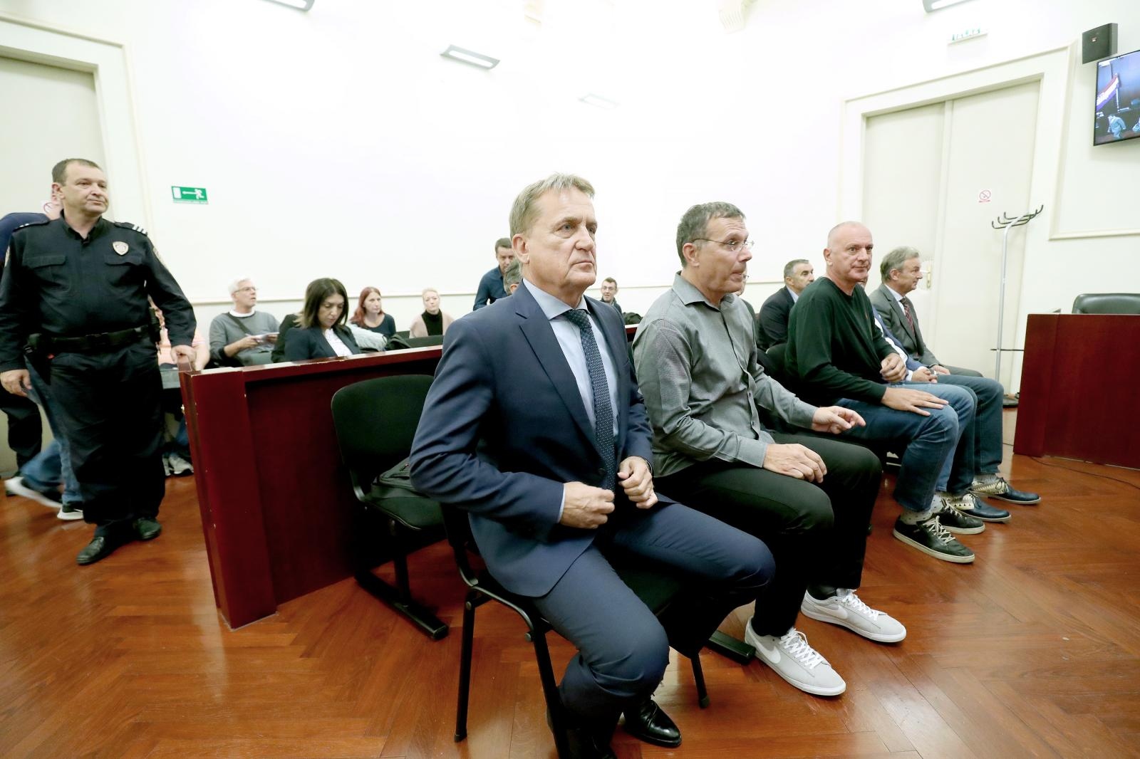 Kalmeta oslobođen u aferi Remorker, trojica suoptuženika proglašeni krivima Kalmeta oslobođen u aferi Remorker, trojica suoptuženika proglašeni krivima