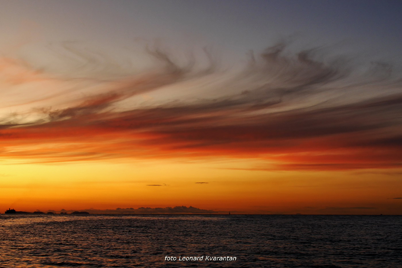Prekrasan listopadski zalazak sunca u Zadru Prekrasan listopadski zalazak sunca u Zadru