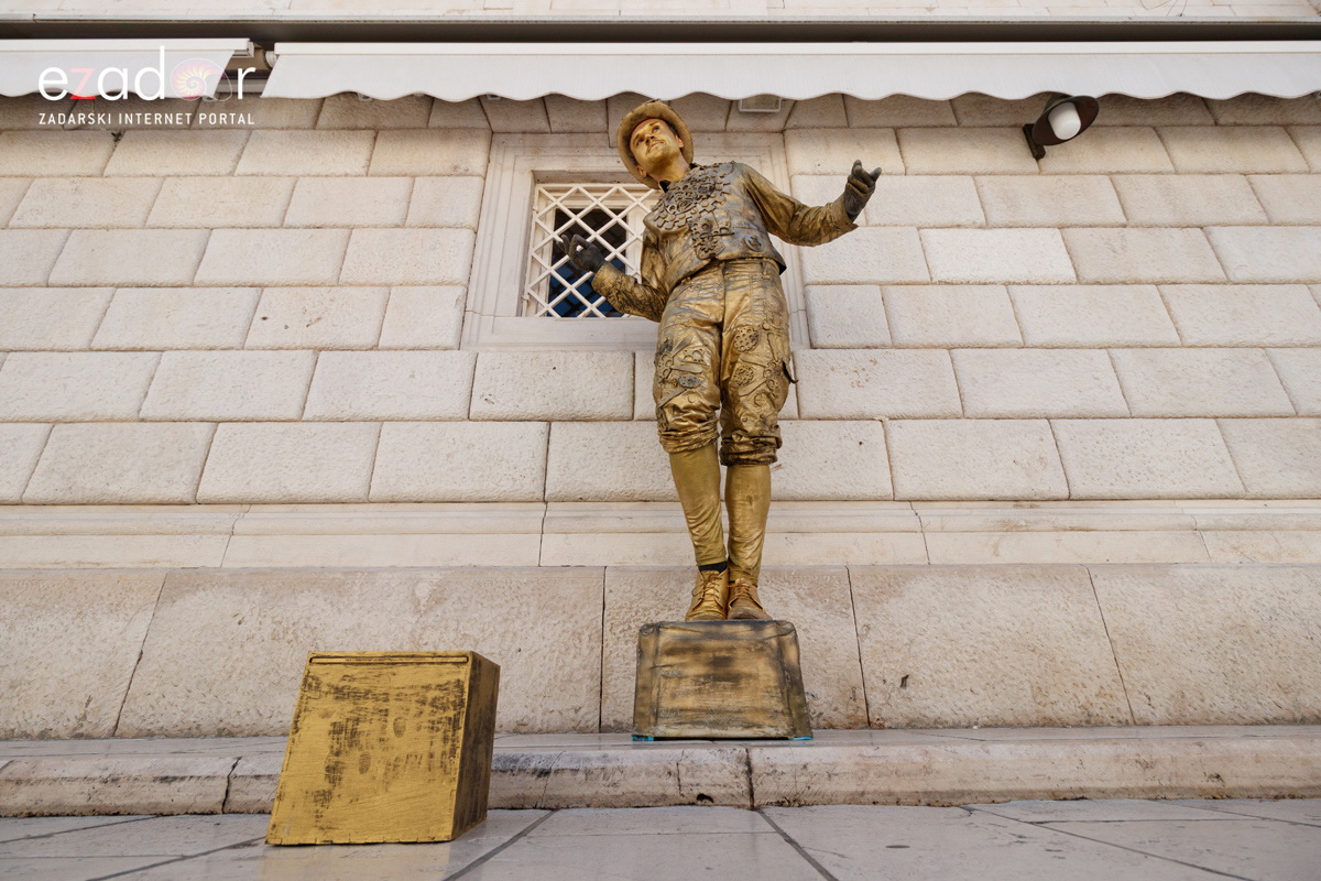 Đir po gradu, ponedjeljak 24. lipnja 2019. Đir po gradu, ponedjeljak 24. lipnja 2019.