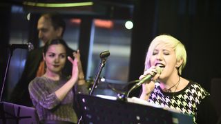 Elena Stela & Songbusters  rasplesali Zadrane ; foto Iva Perinčić