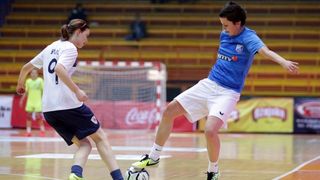 Finale Kutije šibica: ŽNK Osijek – HNTV i MNK Futsal Super chicks 4-1 Finale Kutije šibica: ŽNK Osijek – HNTV i MNK Futsal Super chicks 4-1