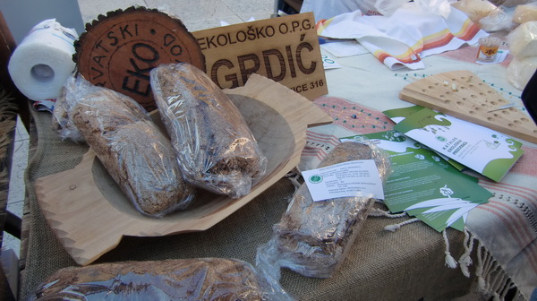 Narodni trg: Dalmatinska eko fešta Narodni trg: Dalmatinska eko fešta