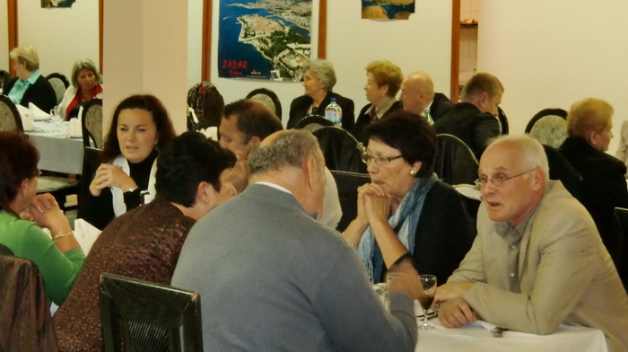 Povodom 8. Dana makedonske kulture, kulturno-umjetničko društvo ”Biljana” u dvorani hotela Iž u Zadru organizirala je večer poezije i glazbe Povodom 8. Dana makedonske kulture, kulturno-umjetničko društvo ”Biljana” u dvorani hotela Iž u Zadru organizirala je večer poezije i glazbe