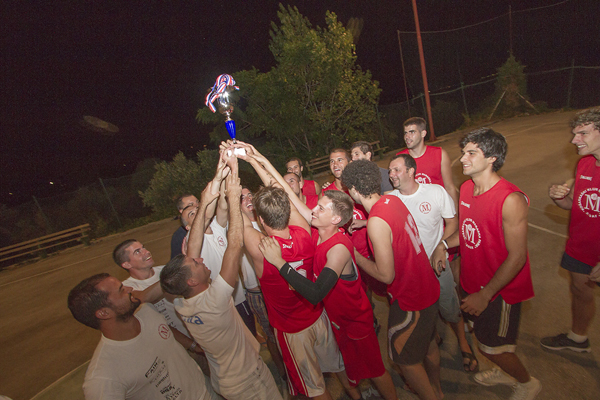 Ljetna liga: Proslava naslova kosarkasa Maraske, foto: Kristijan Orlic Ljetna liga: Proslava naslova kosarkasa Maraske, foto: Kristijan Orlic