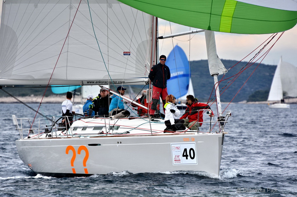 U hvarskom akvatoriju održana XXI. Uskršnja regata U hvarskom akvatoriju održana XXI. Uskršnja regata