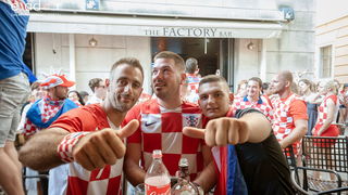 Navijačko ludilo u Zadru za vrijeme i nakon finala Svjetskog prvenstva Navijačko ludilo u Zadru za vrijeme i nakon finala Svjetskog prvenstva