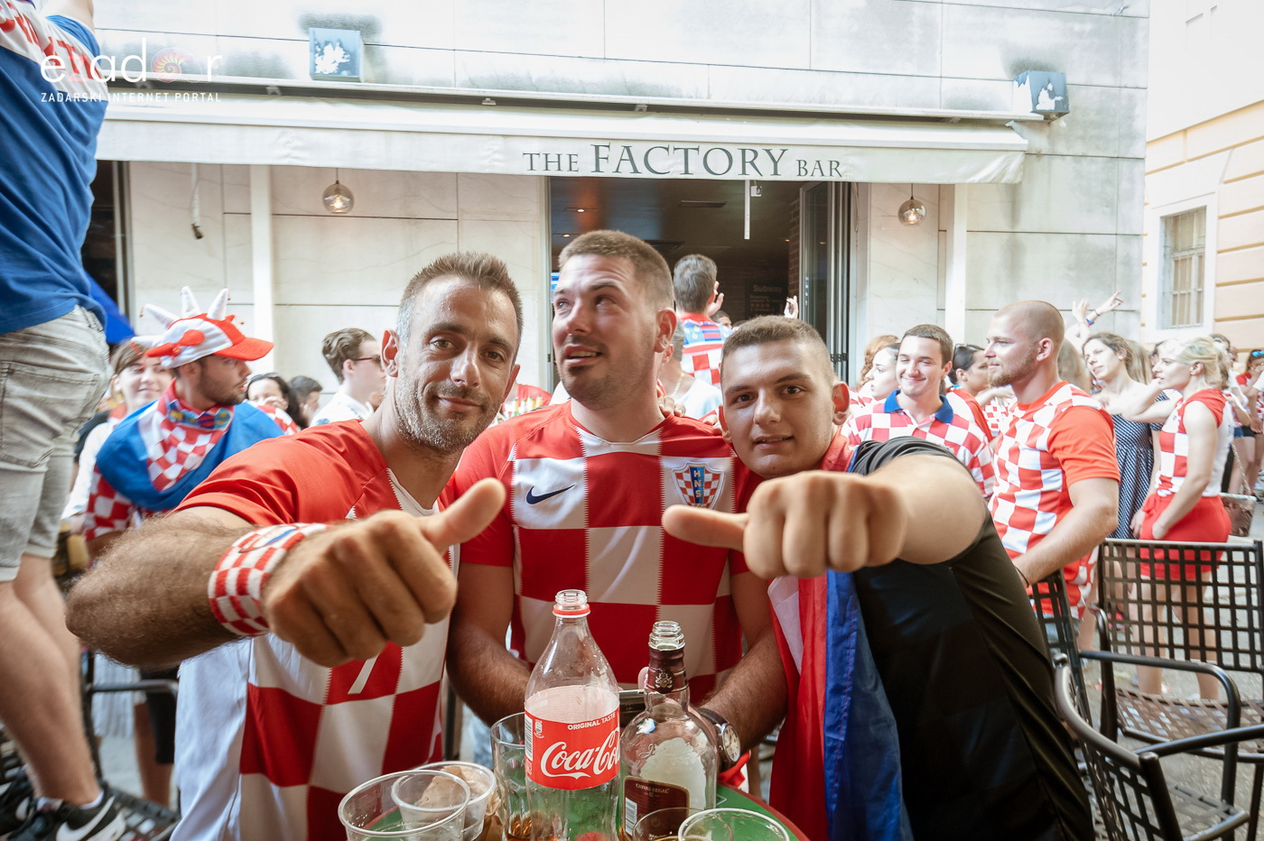 Navijačko ludilo u Zadru za vrijeme i nakon finala Svjetskog prvenstva Navijačko ludilo u Zadru za vrijeme i nakon finala Svjetskog prvenstva