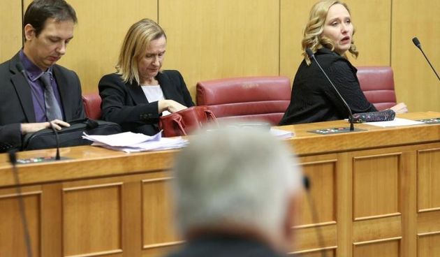 Sabor RH nastavio je 17. sjednicu raspravom o Redovitom godisnjem izvjescu pucke pravobraniteljice za 2014. godinu, u kojem se uz ostalo, navodi da je broj prituzbi gradjana povecan za 40 posto te da je najvise zalbi vezano na rad pravosudja. Lora Vidovic