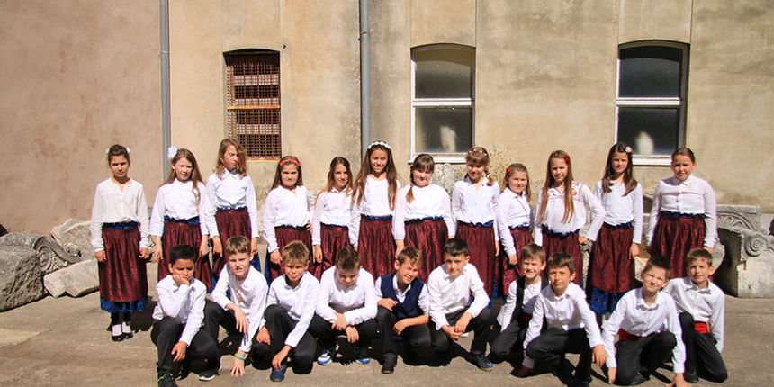 OŠ Zadarski otoci: “Igrajmo se igrajmo-igre dida moga”