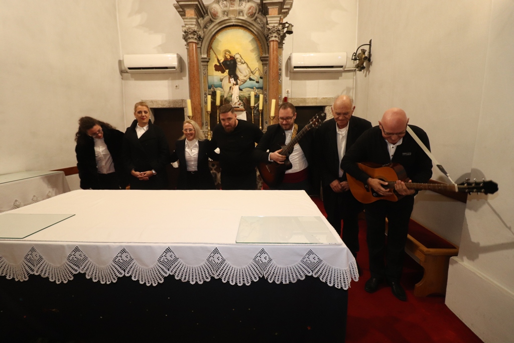 Susret klapa u crkvi sv. Jurja Susret klapa u crkvi sv. Jurja