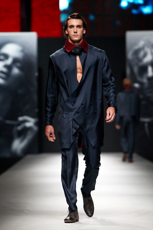 Jučer je završeno izdanje Cro A Porter-a @ LAUBA na kojem su svoje kolekcije predstavili: Ivona Martinko, Jelena Aleksić, Etna Maar, SPIRIT by T.B./ Tomislav Bahorić Jučer je završeno izdanje Cro A Porter-a @ LAUBA na kojem su svoje kolekcije predstavili: Ivona Martinko, Jelena Aleksić, Etna Maar, SPIRIT by T.B./ Tomislav Bahorić