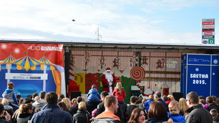 Supernova Zadar: Sveti Nikola i kamion Djeda mraza, Foto: Iva Perinčić Supernova Zadar: Sveti Nikola i kamion Djeda mraza, Foto: Iva Perinčić