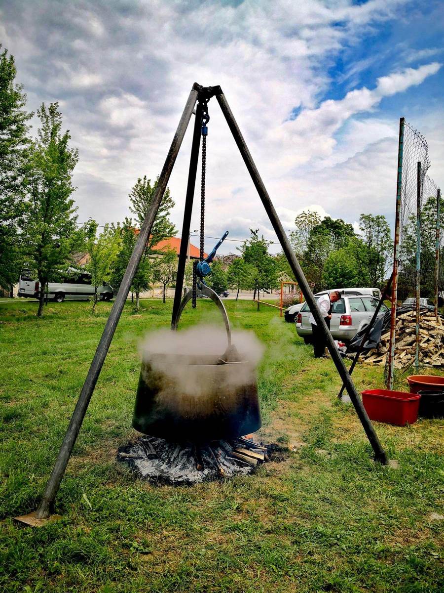 Donacija Vukšićkih bećara novoj crkvi u Baranji