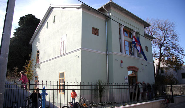 Gradska knjižnica Zadar – ogranak Arbanasi