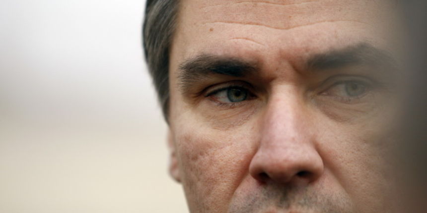 Zadar, 201110.
Zoran Milanovic, predsjednik SDP-a, stigao je jutros u Zadar te se druzio s gradjanima u centru grada.
Foto: Jure Miskovic / CROPIX