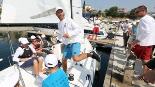 Zlatni olimpijci Fantela i Marenić družili se sa šibenskom djecom povodom dana jedrenja. Photo: Duško Jaramaz/PIXSELL Zlatni olimpijci Fantela i Marenić družili se sa šibenskom djecom povodom dana jedrenja. Photo: Duško Jaramaz/PIXSELL