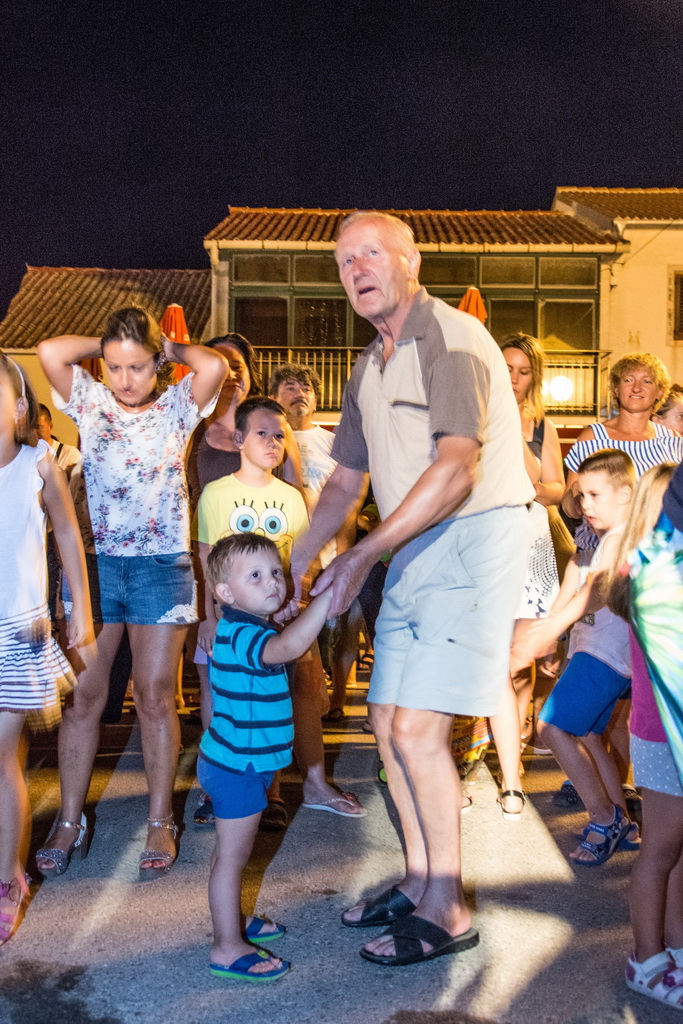 Tamburaški sastav Gazde u Povljani Tamburaški sastav Gazde u Povljani