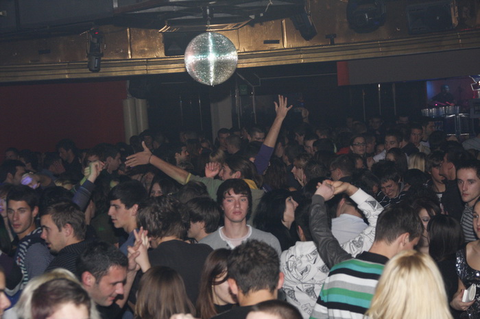 Electro Team (E.T.) u City Clubu Forum 27. studenog 2010., Foto: Lucija Juravic Electro Team (E.T.) u City Clubu Forum 27. studenog 2010., Foto: Lucija Juravic