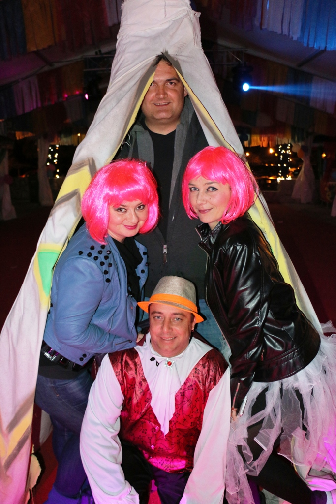 Virske maškare: Nedjelja u znaku zvijezdice Meri, Tota i Tempo Banda