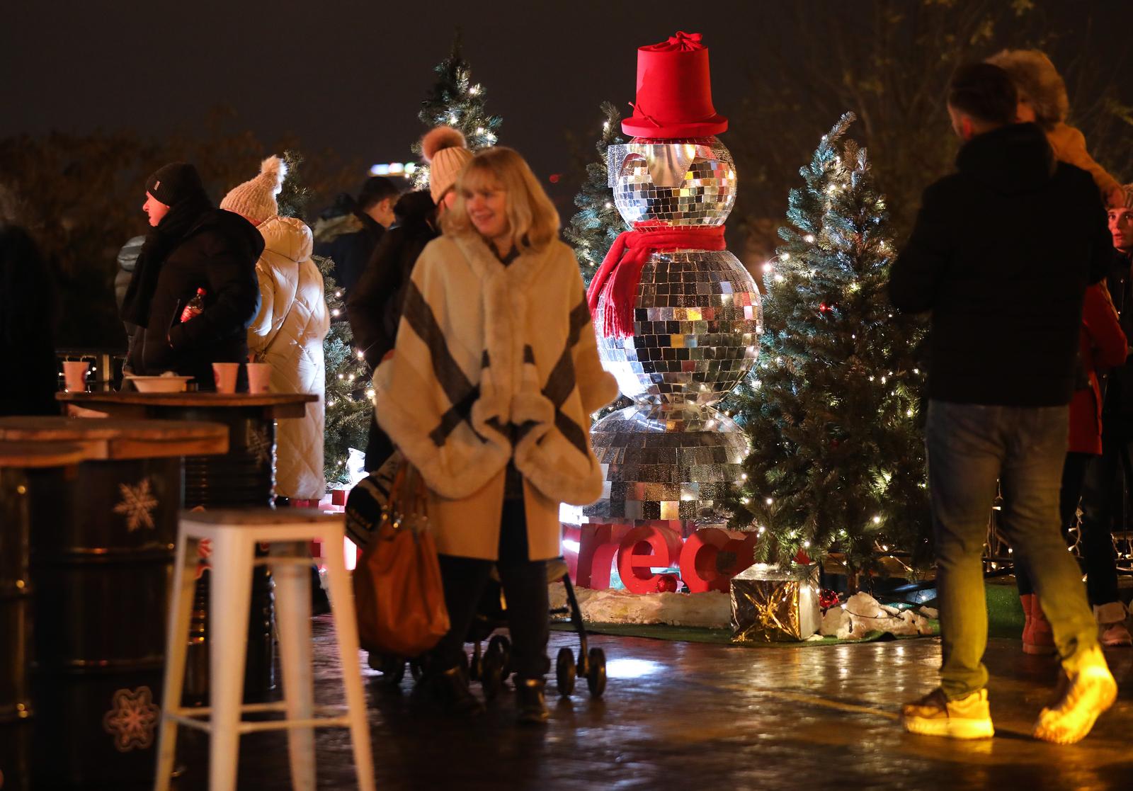 Zagrebački Advent ove godine pun je svjetla i šarenila