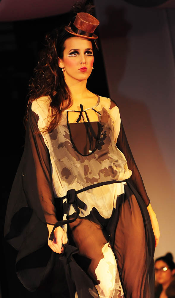 Image 844951 (auto) Image 844951 (auto)