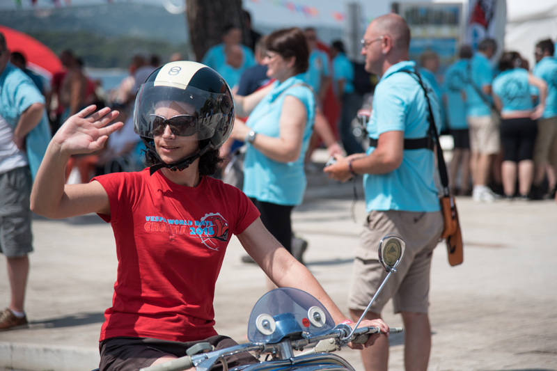 Spektakularni defile vespaša, foto: Vinko Pešić Spektakularni defile vespaša, foto: Vinko Pešić