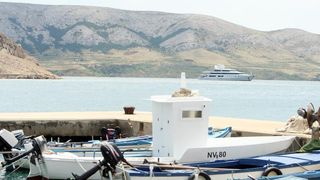 Metajna: Megajahta Indian Empress indijskog biznismena i političara Vijaya Mallye u Paškom zaljevu kod Metajne, Foto: Luka Stanzl/PIXSELL Metajna: Megajahta Indian Empress indijskog biznismena i političara Vijaya Mallye u Paškom zaljevu kod Metajne, Foto: Luka Stanzl/PIXSELL