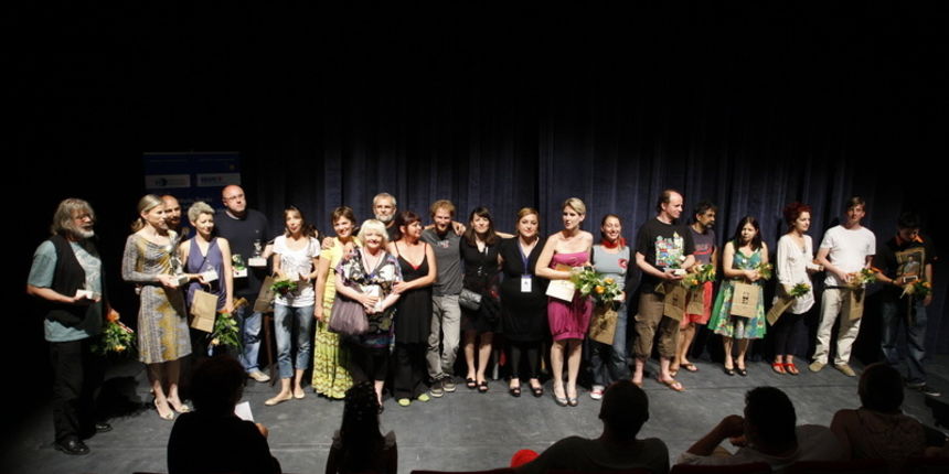Zadar, 040611.
Veceras je u Zadru zatvoren 23. susret hrvatskih lutkara na kojem je trijumfirala predstava Michelangelo Bounaroti zadarskog kazalista lutaka.
Foto: Jure Miskovic / CROPIX Zadar, 040611.
Veceras je u Zadru zatvoren 23. susret hrvatskih lutkara na kojem je trijumfirala predstava Michelangelo Bounaroti zadarskog kazalista lutaka.
Foto: Jure Miskovic / CROPIX