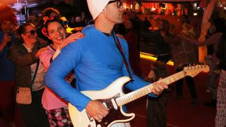 Virske maškare: Nedjelja u znaku zvijezdice Meri, Tota i Tempo Banda