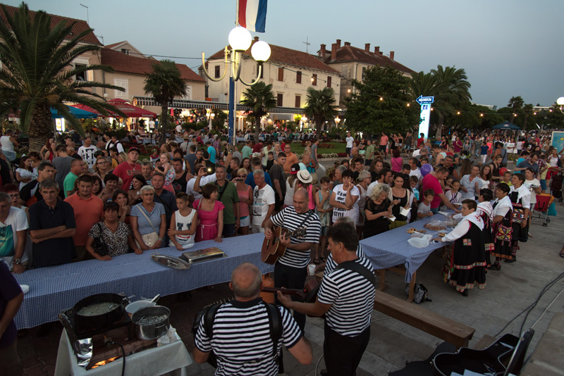 Dvadeset tisuća posjetitelja na Biogradskoj noći, foto: Vinko Pešić Dvadeset tisuća posjetitelja na Biogradskoj noći, foto: Vinko Pešić
