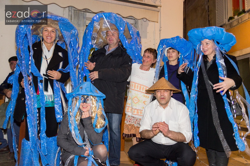 Cafe bar Doma: Povratak u Dolinu ćupova Cafe bar Doma: Povratak u Dolinu ćupova