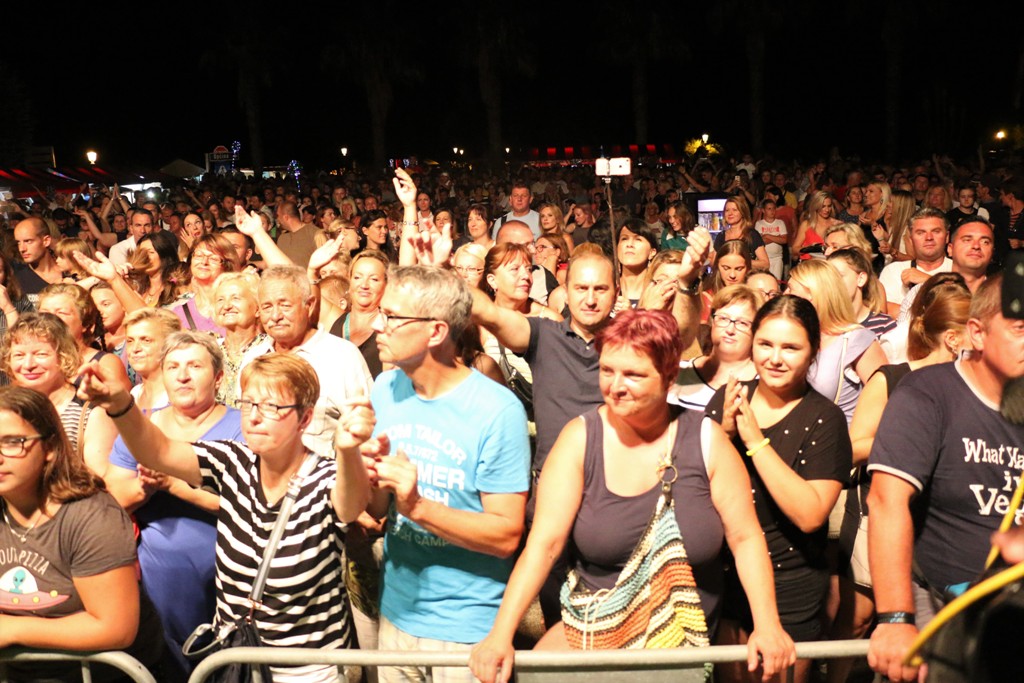 Prvi koncert popularnog slavonskog benda Vigor na otoku Viru